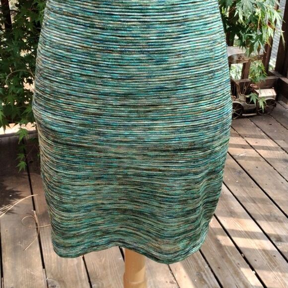 Connected Apparel  - Picture 3 of 9